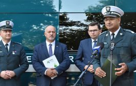 W służbie Wojewódzkiej Inspekcji Transportu Drogowego w Krakowie.