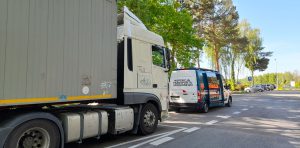 Inspektorzy zatrzymali do kontroli zestaw pojazdów, należący do rumuńskiego przewoźnika.