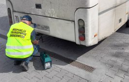 Przeprowadzono 42 pomiary, ujawniając jeden przypadek przekroczenia normy emisji spalin.