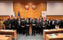 Uczestnicy obrad Małopolskiej Wojewódzkiej Rady Bezpieczeństwa Ruchu Drogowego.