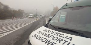 Inspektorzy na głównych szlakach komunikacyjnych oraz na granicy RP prowadzili kontrole transportu międzynarodowego.