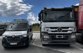 Na Miejscu Obsługi Podróżnych (MOP) Giebułtów inspektorzy ITD przeprowadzili kontrolę zespołu pojazdów, wykazując rażące naruszenia.