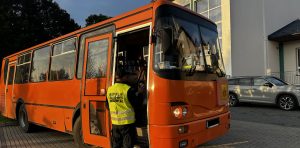 „Bezpieczna droga do szkoły” – kontrole autobusów szkolnych w Małopolsce.