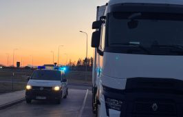 Zignorował polecenia i próbował uniknąć kontroli – poważne naruszenia czasu pracy kierowców.